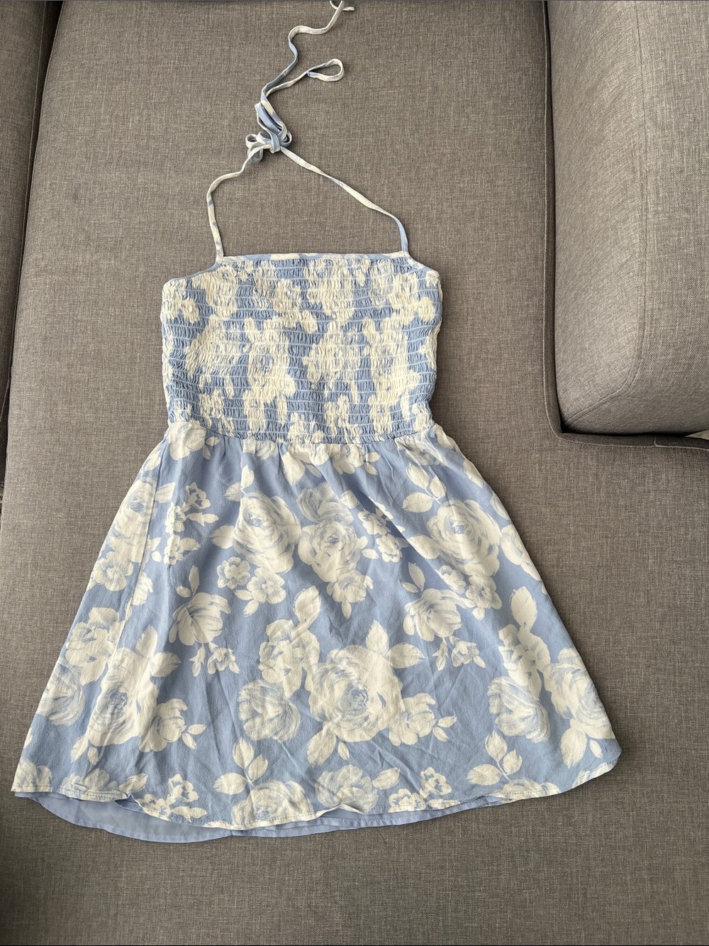 Forever 21 Light Blue and White Floral Halter Sundress Size Small
